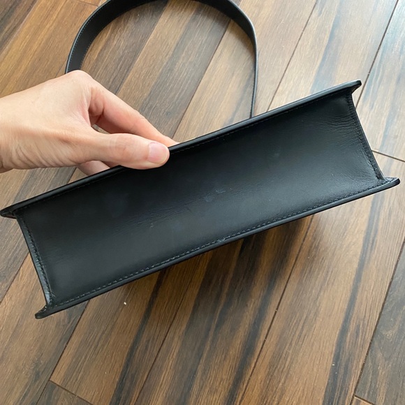 Gucci Sylvie bag in small - Picture 5 of 11